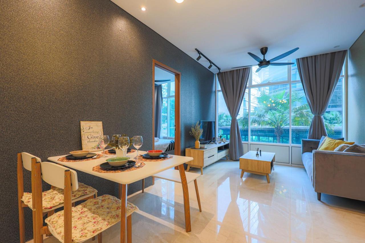 Sky Suite Klcc, Calm Sojourn Kuala Lumpur Exterior photo